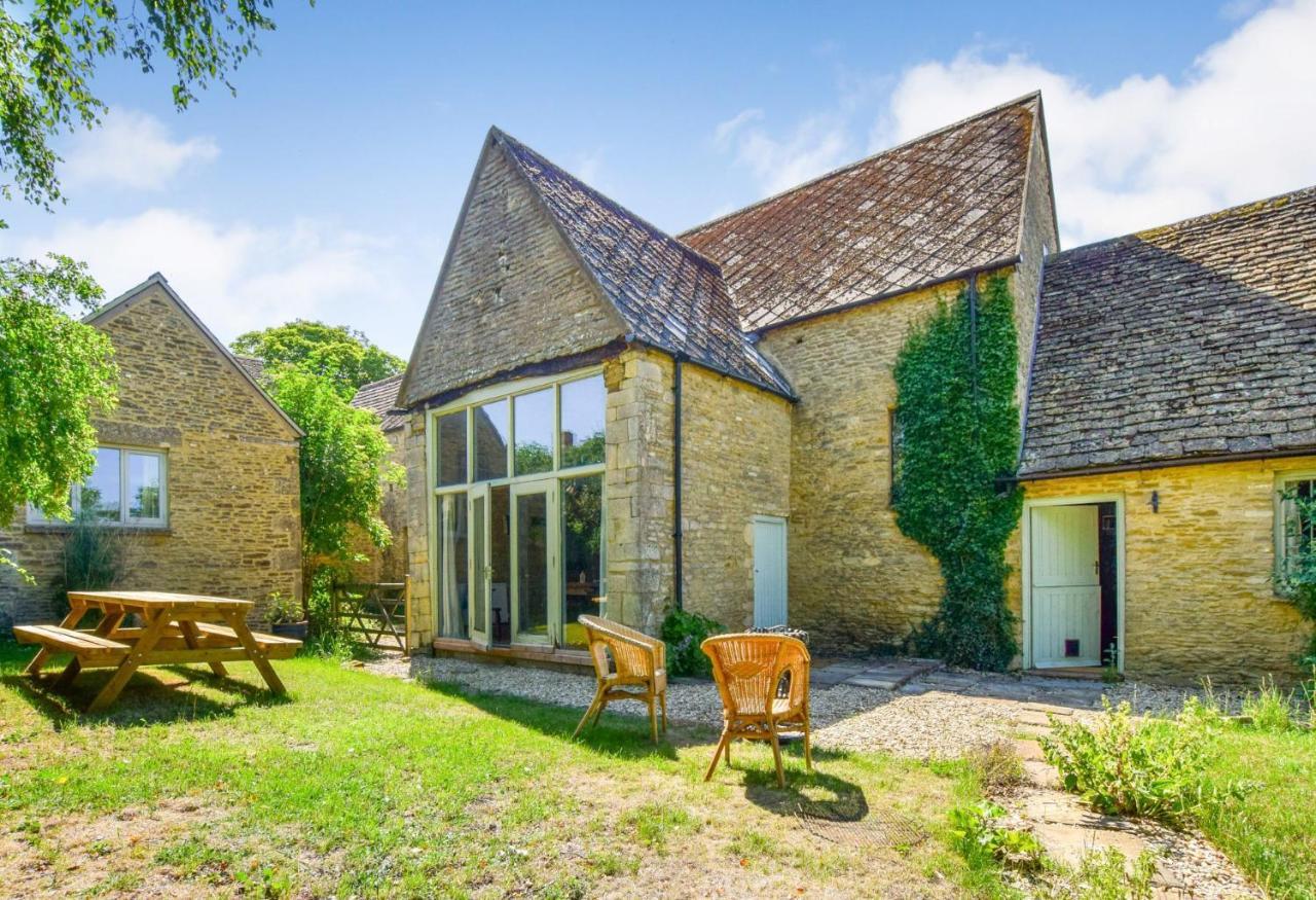 Butts Farm Villa Cirencester Bagian luar foto