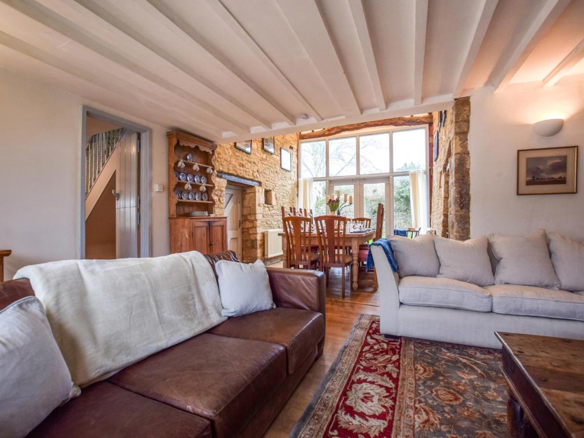 Butts Farm Villa Cirencester Bagian luar foto